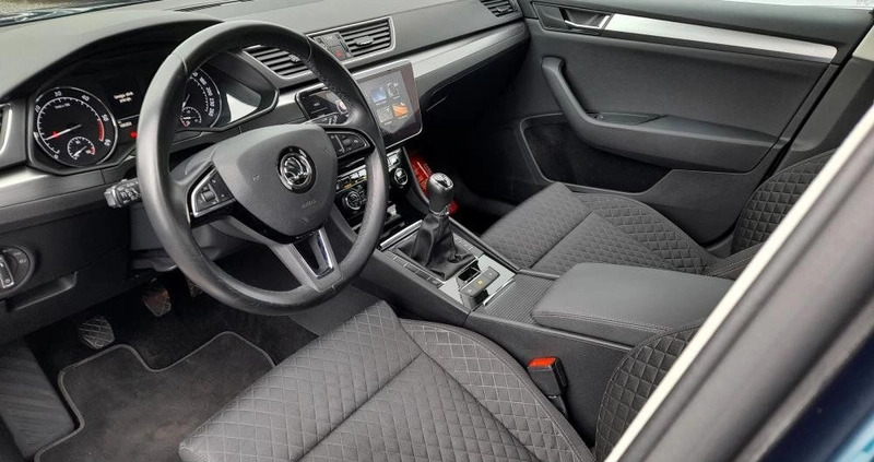 Skoda Superb cena 89900 przebieg: 106299, rok produkcji 2019 z Nekla małe 352